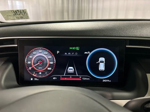 Used 2022 Hyundai Tucson Limited image 14