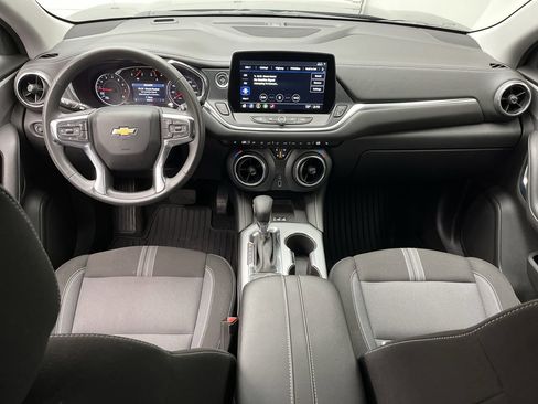 Certified 2024 Chevrolet Blazer LT w/ Convenience Package image 4