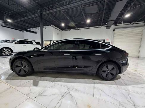 Used 2019 Tesla Model 3 Standard Range image 6