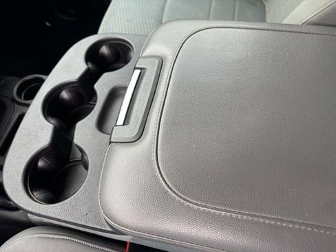 Used 2018 RAM 2500 Tradesman w/ Chrome Appearance Group image 19