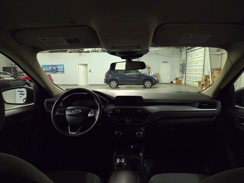 Used 2020 Ford Escape S FWD image 33