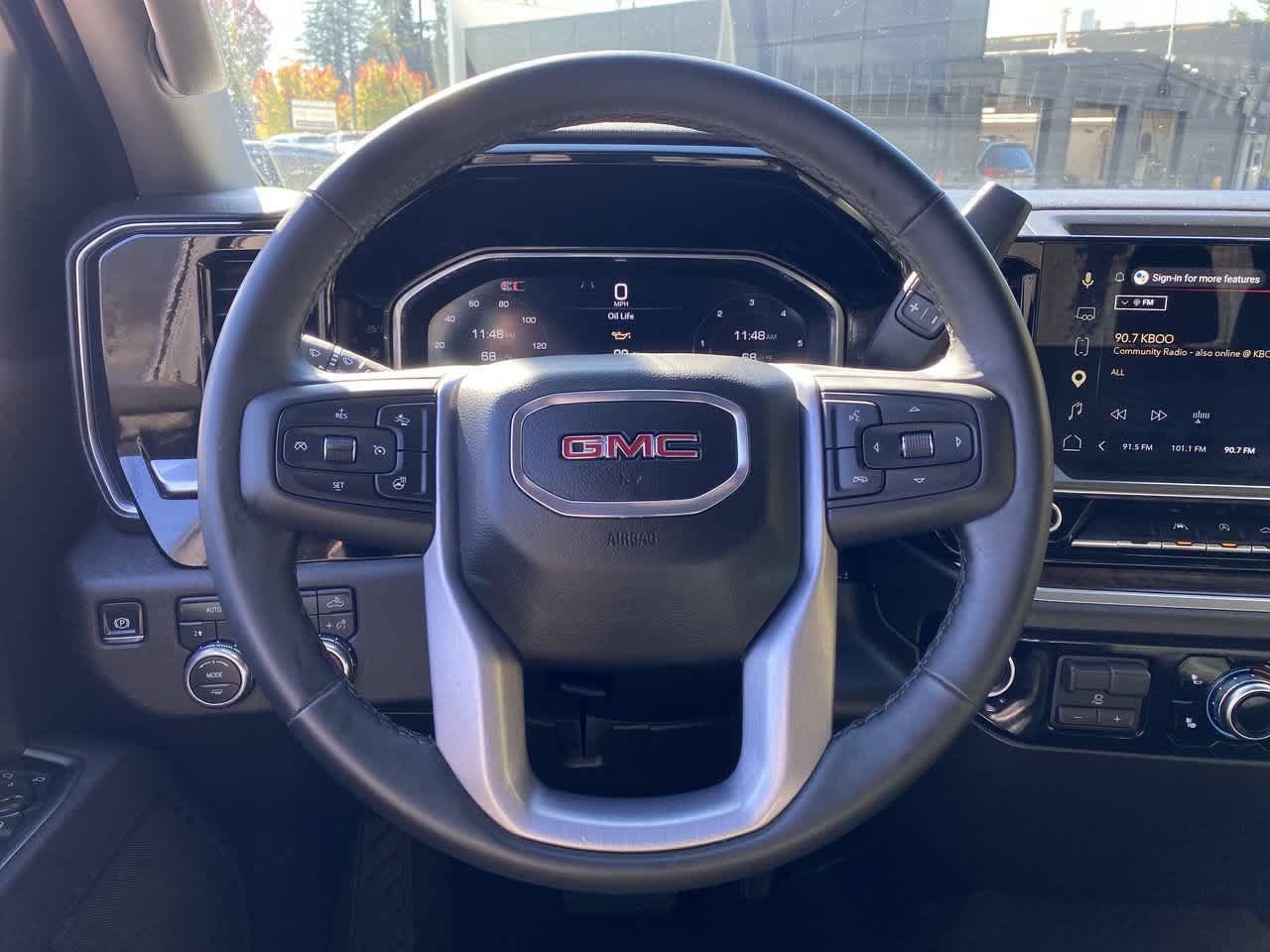 Used 2026 GMC Sierra 1500 SLT AWD/4WD image 19