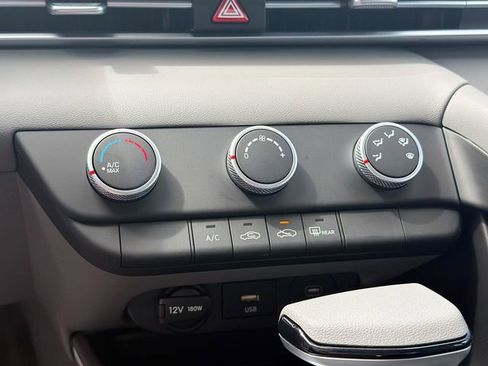 New 2026 Hyundai Elantra SE image 15
