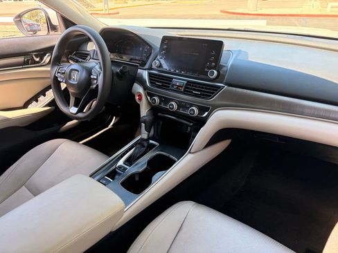 Used 2020 Honda Accord LX image 13