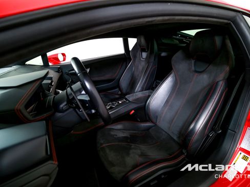 Used 2016 Lamborghini Huracan LP 580-2 RWD image 11