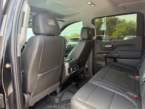 Used 2019 Chevrolet Silverado 1500 LTZ w/ LTZ Plus Package AWD/4WD image 12