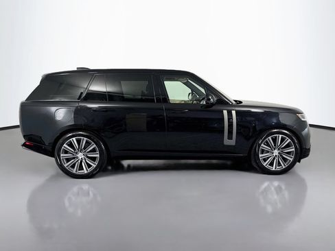 Used 2023 Land Rover Range Rover Long Wheelbase SE AWD/4WD image 4