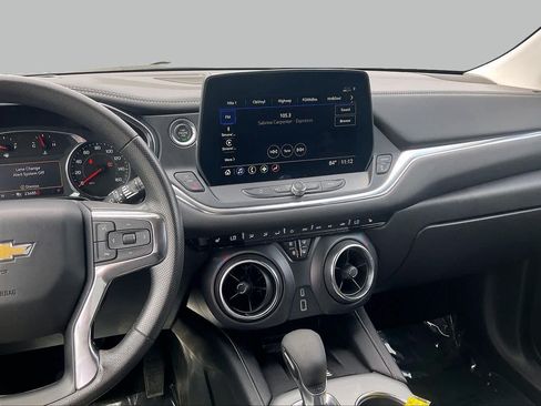 Used 2024 Chevrolet Blazer LT w/ Convenience Package FWD image 7