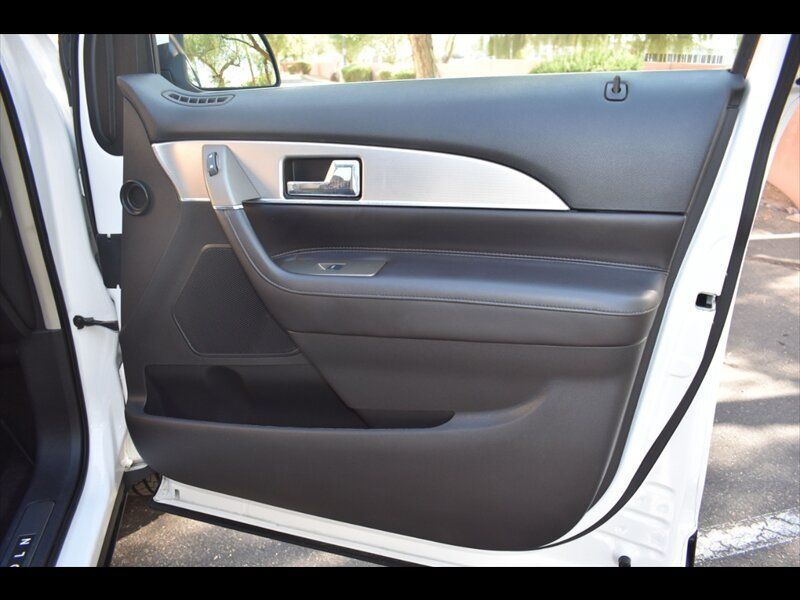 Used 2013 Lincoln MKX AWD image 34