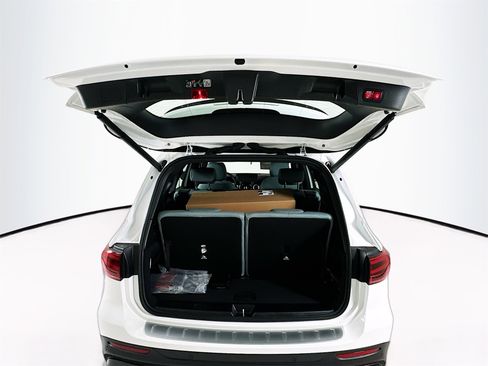 New 2026 Mercedes-Benz GLB 35 AMG 4MATIC image 29