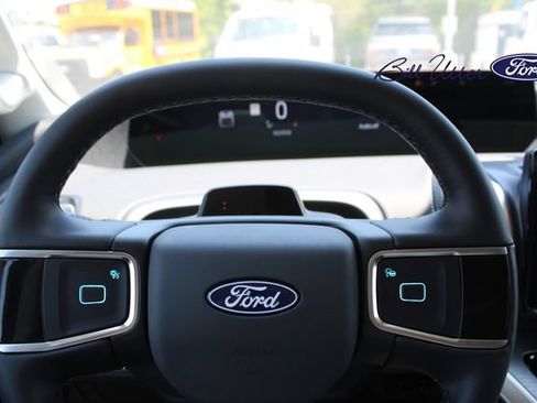 New 2027 Ford Expedition Max Platinum w/ Driver's Package AWD/4WD image 17