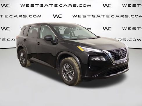 Used 2021 Nissan Rogue S image 41