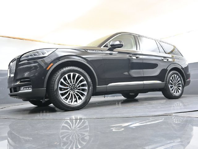Used 2021 Lincoln Aviator Reserve w/ Equipment Group 201A AWD/4WD image 30