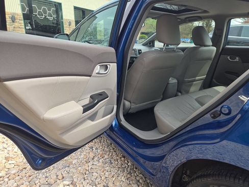 Used 2012 Honda Civic EX-L image 18