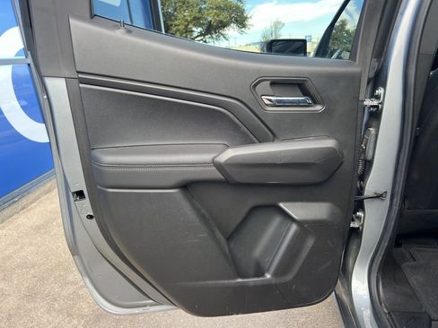 Used 2023 Chevrolet Colorado LT w/ LT Convenience Package II image 20