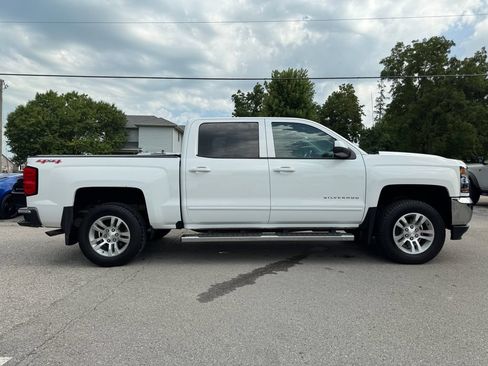 Used 2017 Chevrolet Silverado 1500 LT w/ All Star Edition AWD/4WD image 4