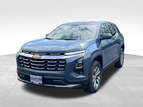 New 2026 Chevrolet Equinox LT w/ Convenience Package II FWD image 5