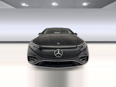 Certified 2023 Mercedes-Benz EQS 580 4MATIC Sedan w/ Exclusive Trim Package image 6