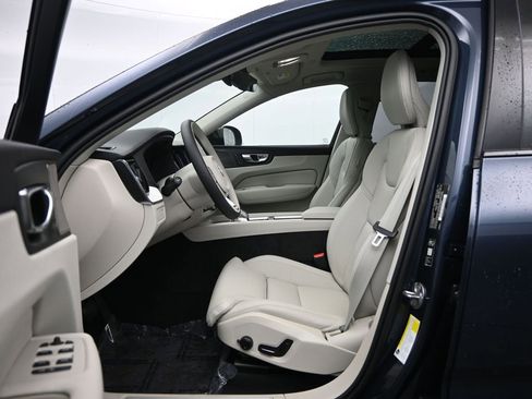 New 2026 Volvo XC60 T8 Ultra w/ Protection Package Premier image 21