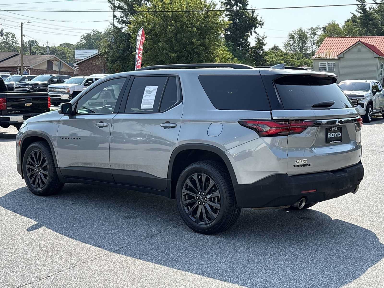 Used 2023 Chevrolet Traverse RS AWD/4WD image 8