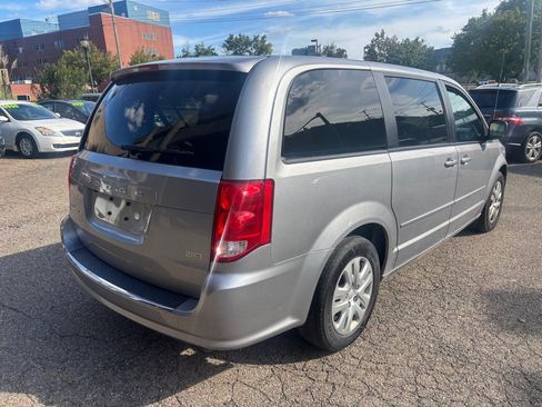Used 2017 Dodge Grand Caravan SE w/ Power Window Group FWD image 6