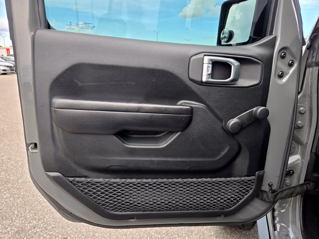 Used 2021 Jeep Wrangler Sport AWD/4WD image 25