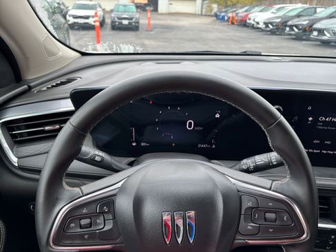 Used 2025 Buick Encore GX Preferred image 28