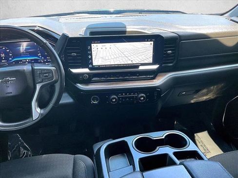Used 2024 Chevrolet Silverado 1500 LT RWD image 8