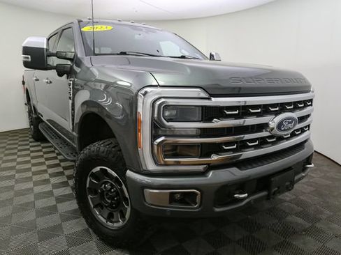 Used 2023 Ford F350 Platinum w/ Tremor Off-Road Package AWD/4WD image 3