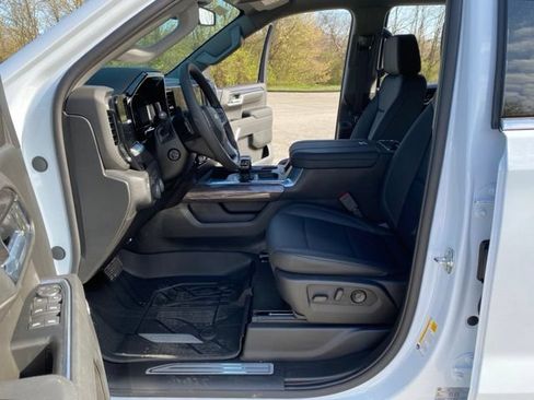 New 2026 Chevrolet Silverado 1500 LTZ w/ LPO, Dark Essentials Package AWD/4WD image 19