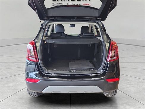 Used 2022 Buick Encore Preferred w/ Safety Package image 30