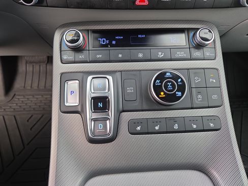 Used 2023 Hyundai Palisade SEL w/ Premium Package image 24