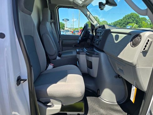 New 2026 Ford E-450 and Econoline 450 Super Duty w/ Interior Upgrade Package image 10