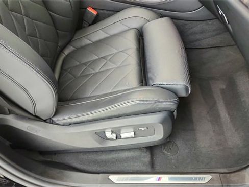 Used 2023 BMW X5 xDrive40i w/ M Sport Package image 24