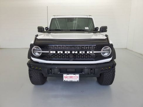 Used 2024 Ford Bronco Wildtrak image 3