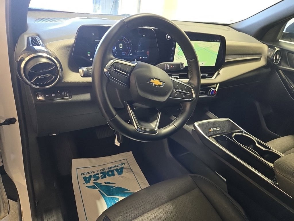 Used 2025 Chevrolet Equinox LT w/ Convenience Package II AWD/4WD image 7