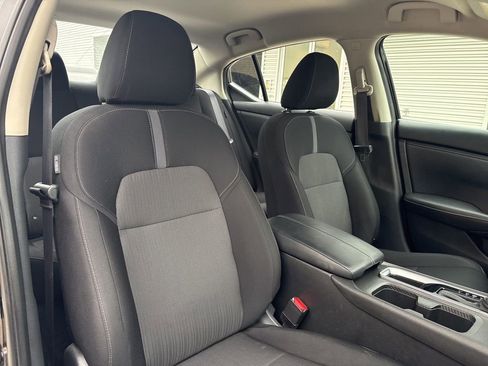 Used 2024 Nissan Sentra SV image 16