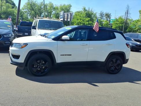 Used 2021 Jeep Compass Latitude AWD/4WD image 18