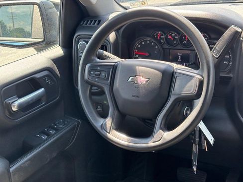 Used 2021 Chevrolet Silverado 1500 Custom Trail Boss AWD/4WD image 12