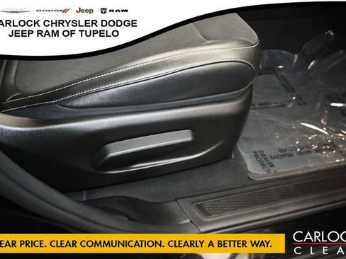 Used 2023 Jeep Grand Cherokee Altitude AWD/4WD image 37