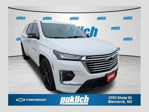 Used 2022 Chevrolet Traverse Premier AWD/4WD image 1