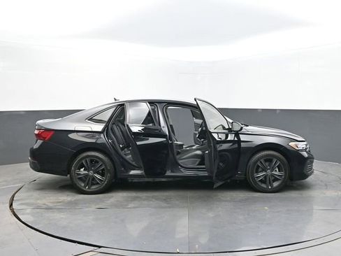 Used 2022 Volkswagen Jetta SE image 66