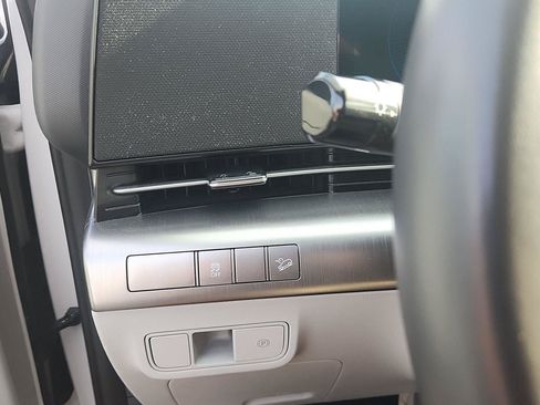 Used 2025 Hyundai Kona SEL AWD/4WD image 19