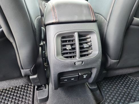 Used 2020 Jeep Cherokee Trailhawk w/ Cold Weather Group image 32