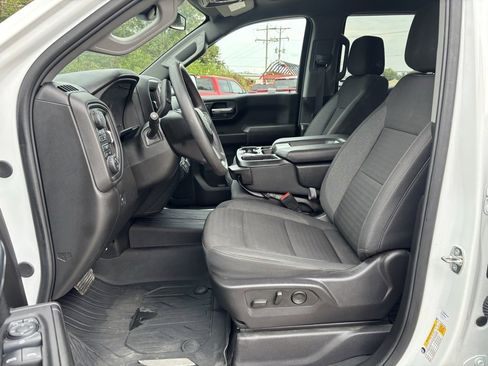 Used 2024 Chevrolet Silverado 1500 Custom image 24