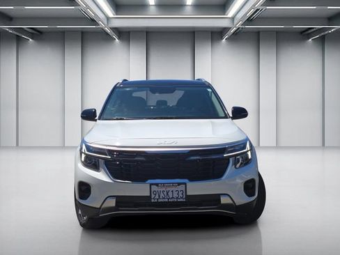 Certified 2026 Kia Seltos S FWD image 2