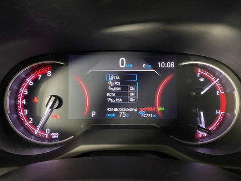 Used 2024 Toyota RAV4 XLE FWD image 19