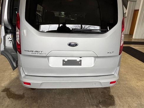 Used 2016 Ford Transit Connect XLT image 9