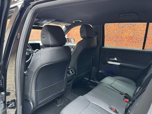 New 2025 Mercedes-Benz GLB 250 4MATIC image 25