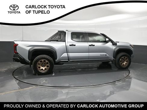 Used 2025 Toyota Tacoma 4x4 Double Cab Hybrid image 4